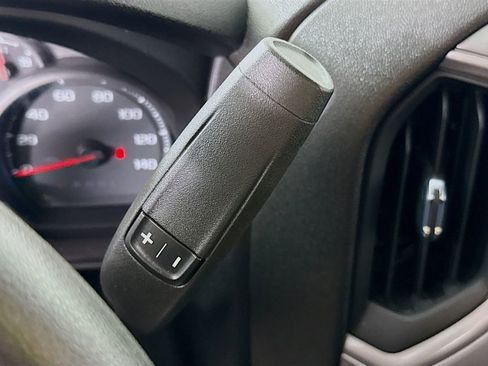 Used 2024 Chevrolet Silverado 1500 Custom image 8