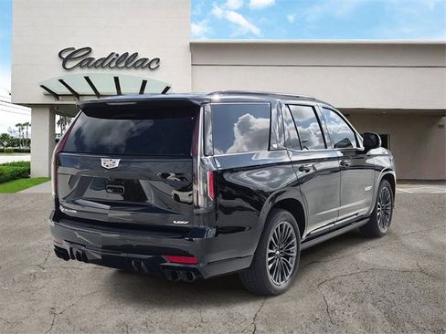 Certified 2023 Cadillac Escalade V image 5