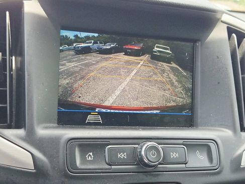 Used 2019 GMC Terrain SLE FWD image 16