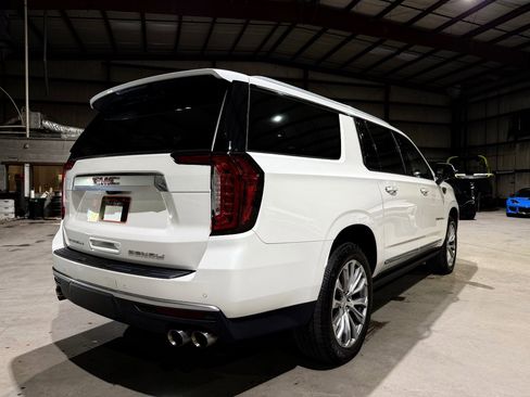 Used 2021 GMC Yukon XL Denali w/ Denali Ultimate Package AWD/4WD image 5