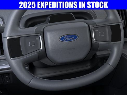 New 2025 Ford Expedition Max Active image 12