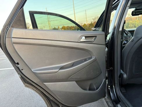 Used 2016 Hyundai Tucson Limited w/ Option Group 03 image 11