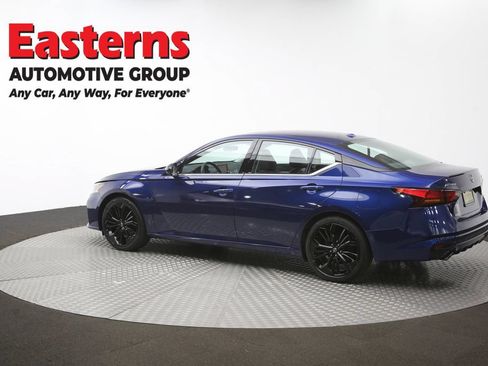 Used 2023 Nissan Altima 2.5 SR FWD image 61