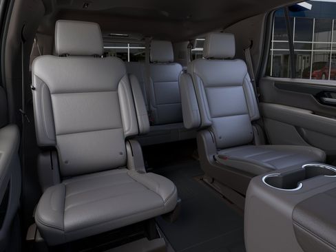 New 2026 GMC Yukon Elevation RWD image 17