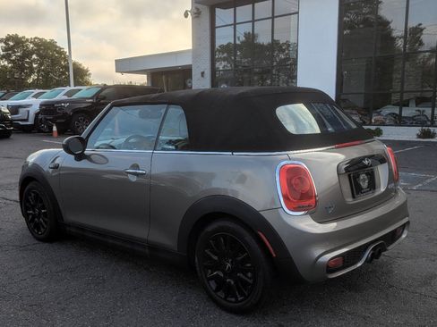 Used 2017 MINI Cooper S image 10