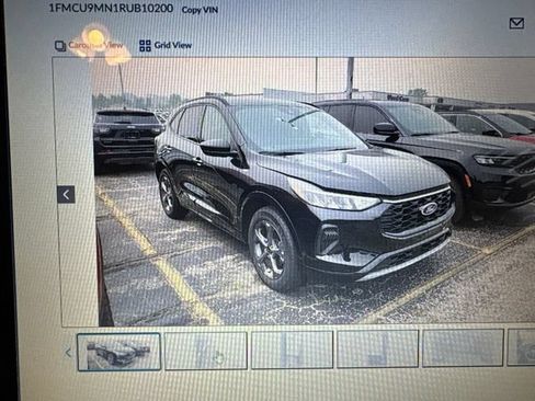 Used 2024 Ford Escape ST-Line w/ Tech Pack #1 AWD/4WD image 5