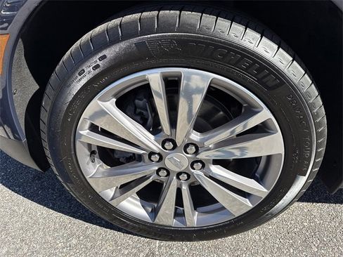 Used 2025 Cadillac XT5 Premium Luxury image 46