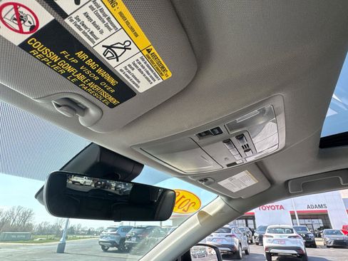 Used 2018 Toyota Highlander Limited w/ Protection Package #3 image 29