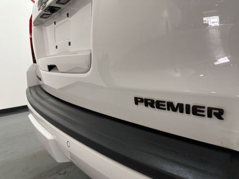 Used 2019 Chevrolet Suburban Premier image 10