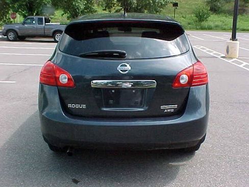 Used 2013 Nissan Rogue S w/ Special Edition Pkg AWD/4WD image 10