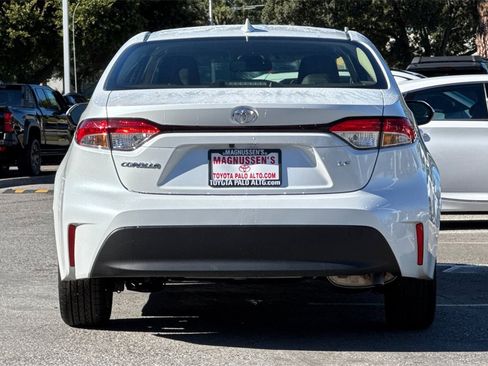 Certified 2024 Toyota Corolla LE w/ LE Convenience Package image 4