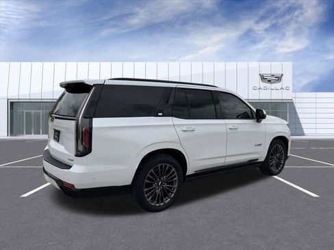 Used 2023 Cadillac Escalade V AWD/4WD image 3