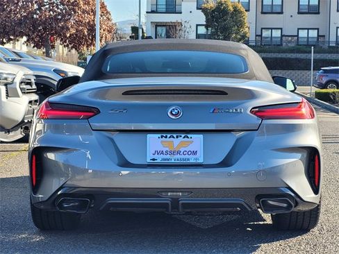 Used 2023 BMW Z4 M40i w/ Premium Package image 7
