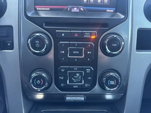 Used 2013 Ford F150 FX4 w/ Luxury Equipment Group AWD/4WD image 17