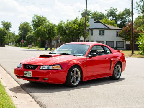 Used 2001 Ford Mustang GT RWD image 25