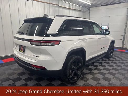 Used 2024 Jeep Grand Cherokee Limited w/ Luxury Tech Group II AWD/4WD image 3