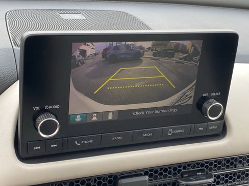 Certified 2025 Honda HR-V LX image 19