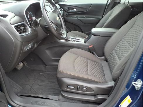 Used 2021 Chevrolet Equinox LT AWD/4WD image 19