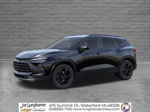 New 2026 Chevrolet Blazer LT w/ Convenience Package AWD/4WD image 2