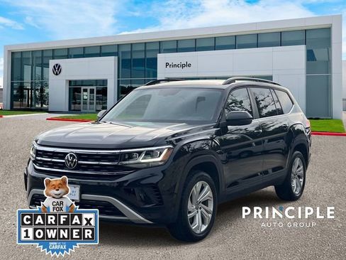 Used 2023 Volkswagen Atlas SE w/ Panoramic Sunroof Package image 1