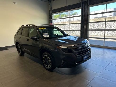 Used 2026 Subaru Forester Premium AWD/4WD image 12