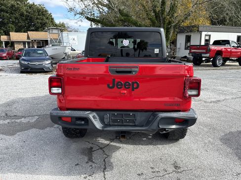 Used 2020 Jeep Gladiator Sport w/ Quick Order Package 24S image 4