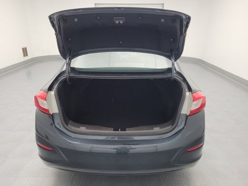 Used 2017 Chevrolet Cruze LT FWD image 29