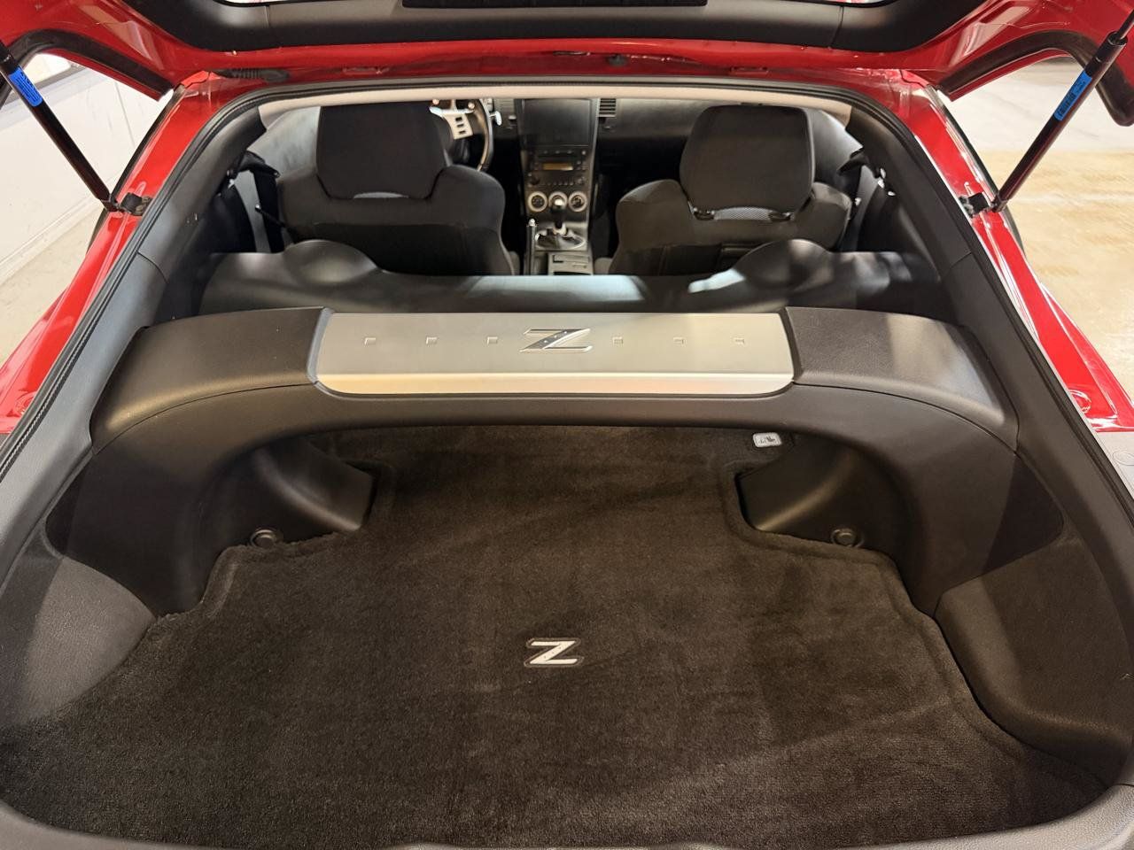Used 2004 Nissan 350Z Enthusiast w/ Aerodynamics Pkg RWD image 22