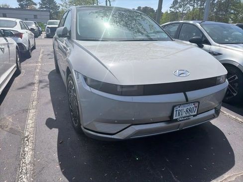 Used 2023 Hyundai Ioniq 5 Limited image 2