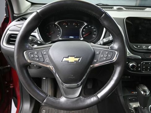 Used 2020 Chevrolet Equinox Premier AWD/4WD image 24