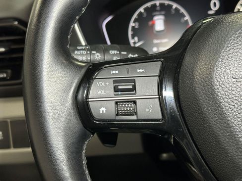 Certified 2024 Honda Pilot Touring image 25