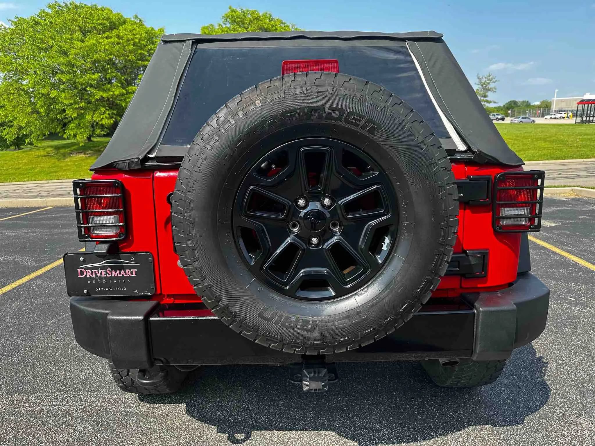 Used 2017 Jeep Wrangler Unlimited Sport AWD/4WD image 12