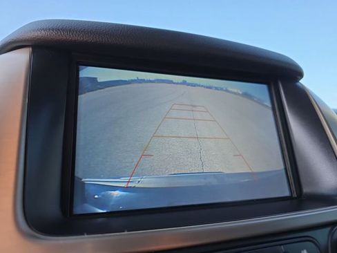 Used 2018 GMC Yukon Denali w/ Denali Ultimate Package image 23