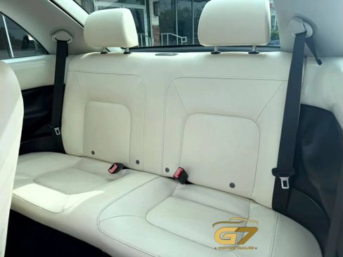 Used 2008 Volkswagen Beetle SE FWD image 14