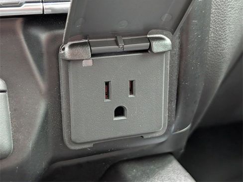 Used 2020 Chevrolet Silverado 1500 RST image 20