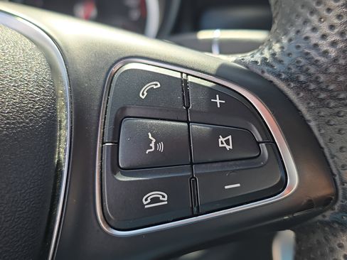 Used 2019 Mercedes-Benz CLA 250 image 26