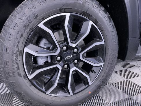 New 2025 Chevrolet TrailBlazer ACTIV w/ Convenience Package FWD image 14