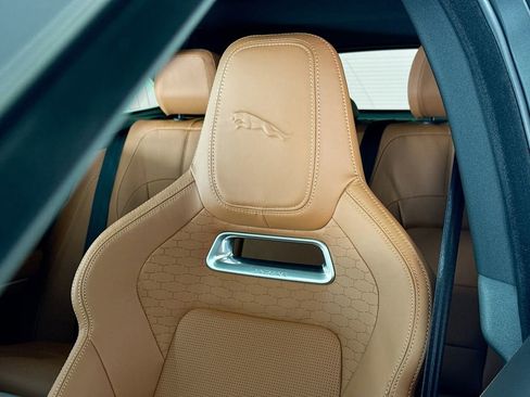 Used 2025 Jaguar F-PACE R-Dynamic S image 24