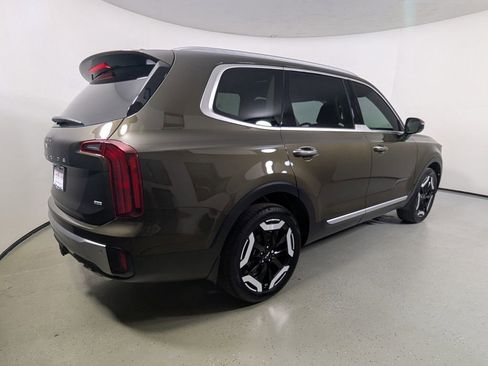 Used 2023 Kia Telluride S AWD/4WD image 7