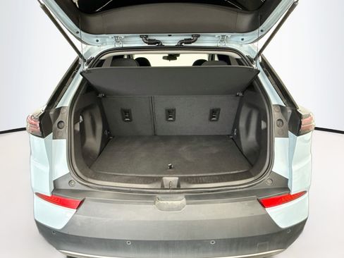 Used 2023 Chevrolet Bolt EUV LT w/ Driver Confidence Package FWD image 28