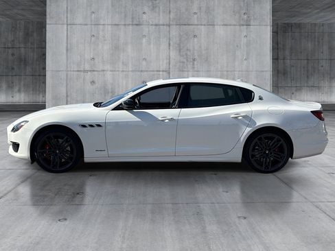 Used 2020 Maserati Quattroporte S GranSport Q4 AWD/4WD image 2