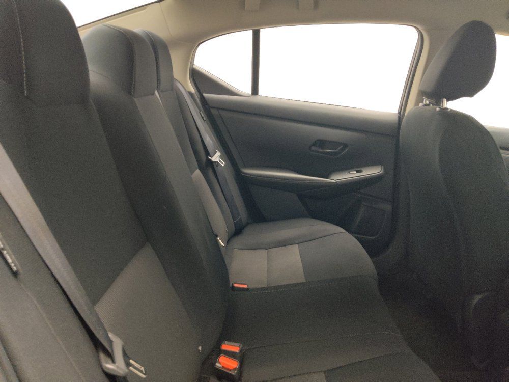 Used 2025 Nissan Sentra SV FWD image 19