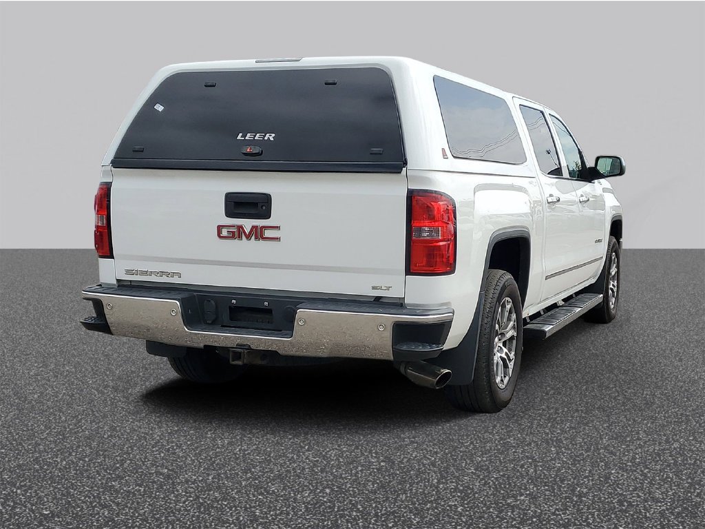 Used 2015 GMC Sierra 1500 SLT w/ SLT Crew Cab Value Package AWD/4WD image 3