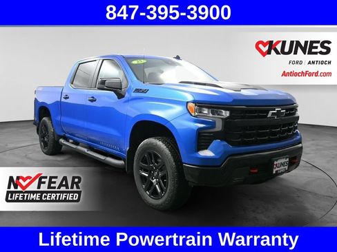 Used 2025 Chevrolet Silverado 1500 LT Trail Boss w/ LPO, Dark Essentials Package AWD/4WD image 1