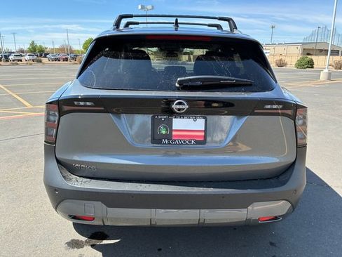 New 2026 Nissan Kicks SV w/ Cold Weather Package FWD image 5