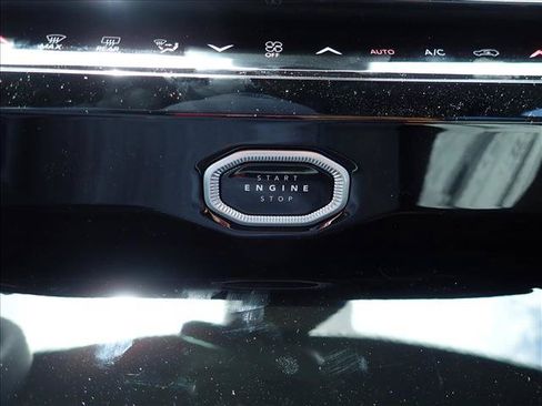 New 2026 Jeep Grand Cherokee L Limited AWD/4WD image 24
