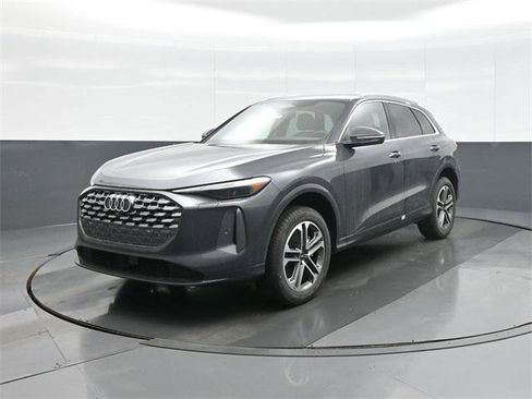 New 2025 Audi Q5 Premium image 3