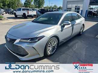 Used 2021 Toyota Avalon Limited w/ Advanced Safety Package FWD video 1