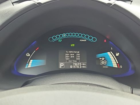 Used 2014 Nissan Leaf SV w/ LED & Quick Charge Package image 23