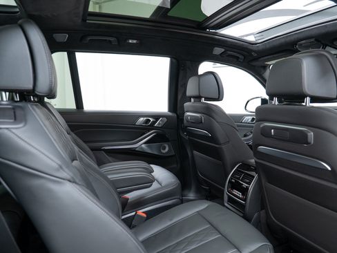 New 2027 BMW X7 xDrive40i w/ Executive Package AWD/4WD image 23